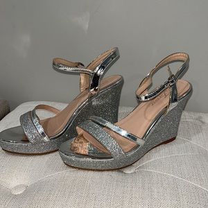 Forever Glitter Iridescent Wedges